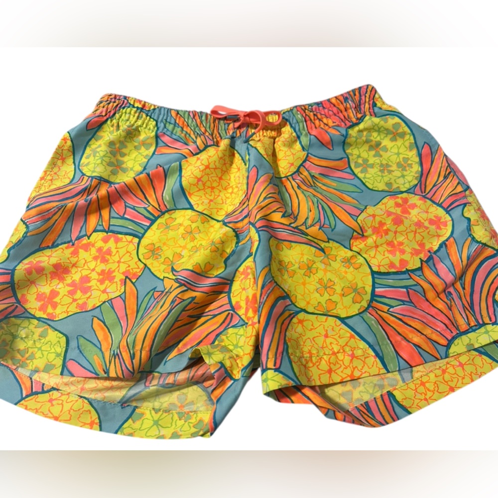 Chubbies Pineapple Print Swim Trunk with‎ Liner with Key Pocket and Back Pocket